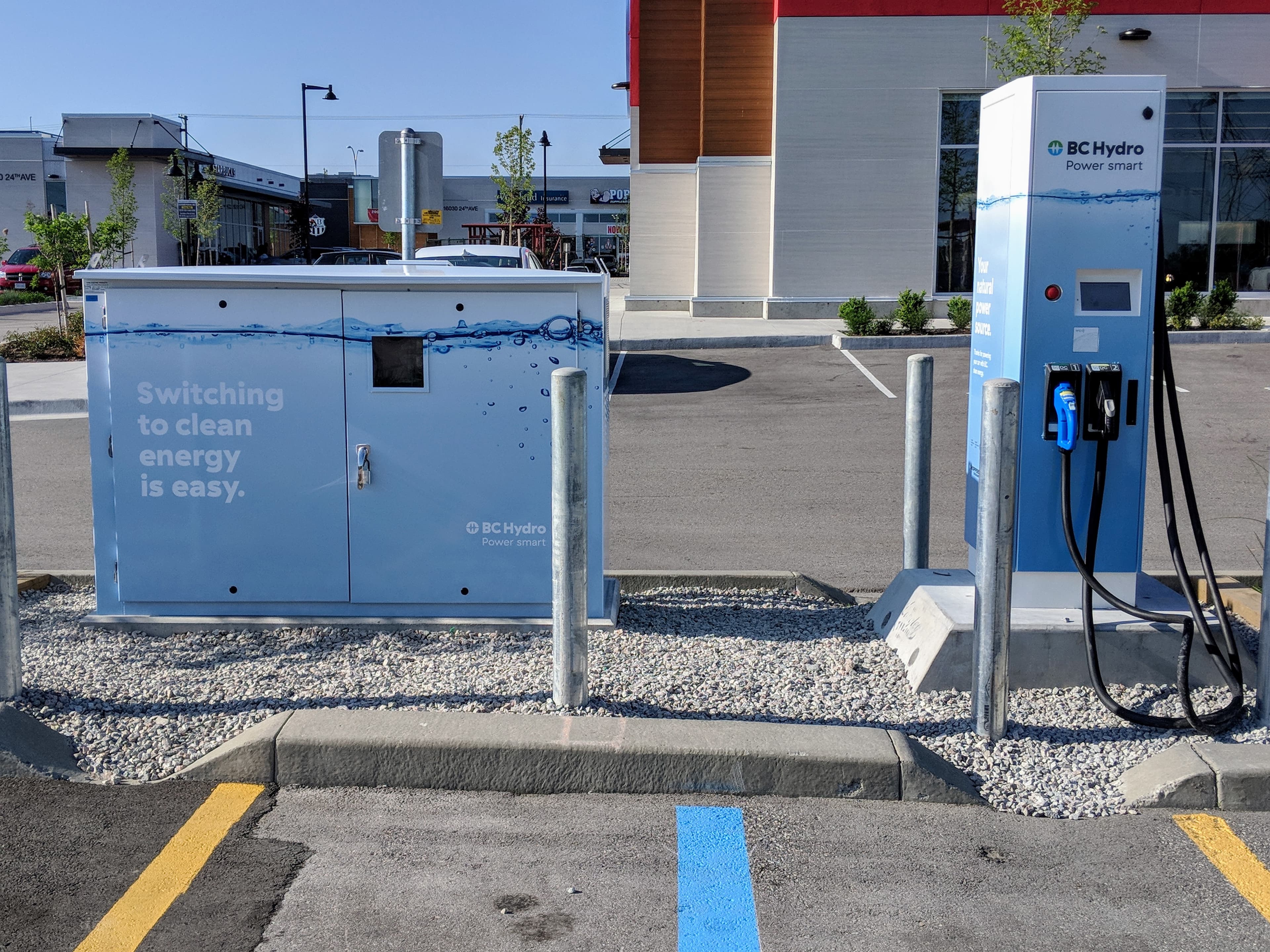 Blue and white BC Hydro fast charger